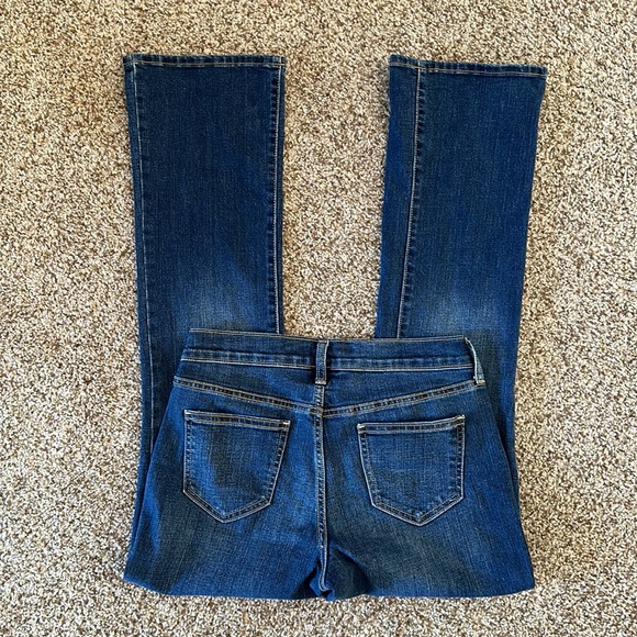 Old Navy Sweetheart Jeans - Picture 2 of 10